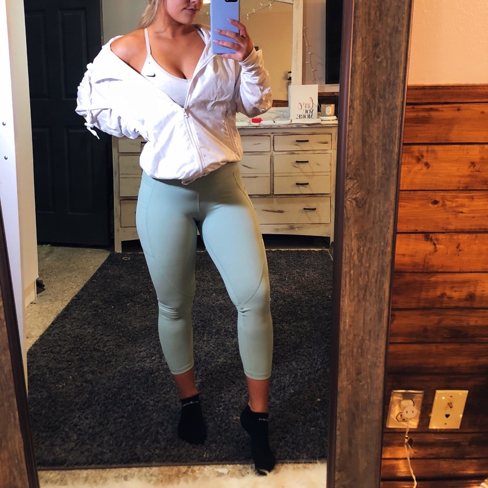 Zyia active crop bottoms